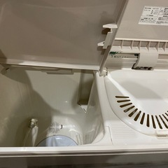 ⭐️土曜日限定の商品⭐️AQUA 2017年製　二層式洗濯機　3.5kgの画像