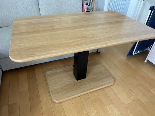 昇降式ダイニングテーブル（宅配可）