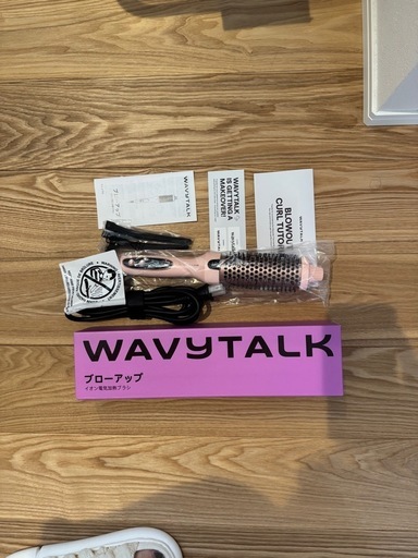 新品未使用　マイナスイオン+ブラシアイロン