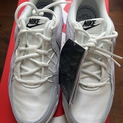 NIKE RYZ365スニーカー新品24.5cmの画像