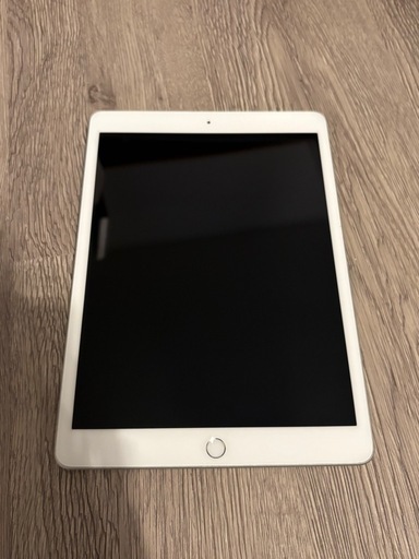 取引中iPad第7世代32GB