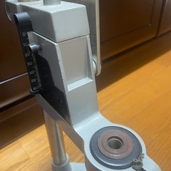 レザークラフト用穴開け機？とレザークラフト道具の画像