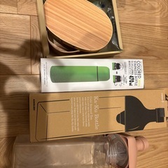 ボトル&水筒&弁当箱　セットの画像