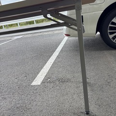 お話中
1つ500円！長机 オフィス 会議室 4つありますの画像