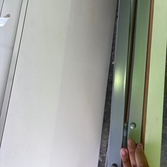 お話中
1つ500円！長机 オフィス 会議室 4つありますの画像