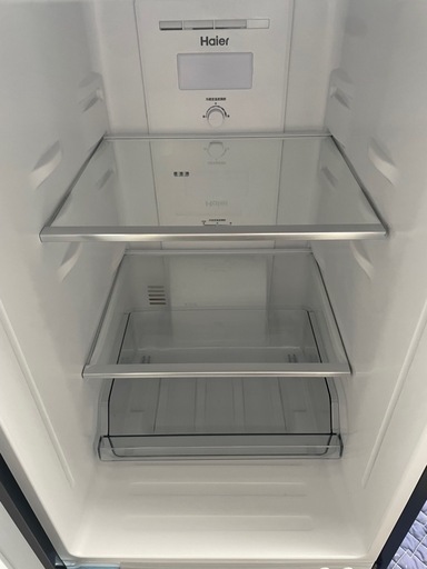 24年製　冷蔵庫　ハイアール　148L