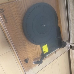 スピーカー内蔵式レコードプレーヤー未使用品の画像