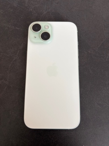 週末まで限定値下げ！！！！箱付・美品！！iPhone15 128GB グリーン