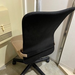 オフィスチェアの画像