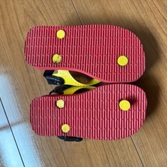 ミッキーサンダルの画像