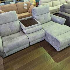 電動カウチソファー、テーブルも収納もあります！【168000円ヲ118000円】の画像