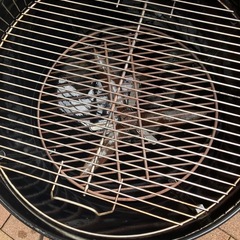 Weber(ウェーバー)バーベキュー　グリル　直径57cmの画像