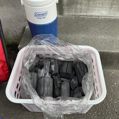 決まりました。　コールマンのウォーターサーバー、炭、スキーセットの画像