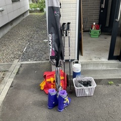 決まりました。　コールマンのウォーターサーバー、炭、スキーセットの画像