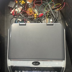 EONONフリップダウンモニターの画像