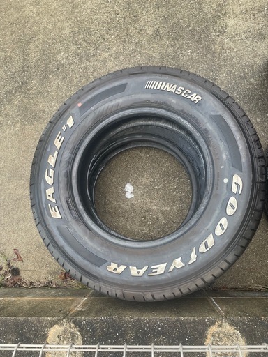 【バリ山】グッドイヤー EAGLE #1 NASCAR PLUS 195/80R15 107/105N TL バリ山 2本 ハイエース