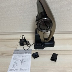 (取引き中)ハンディコードレスクリーナー(掃除機)の画像