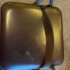 ①KOKUYO  パイプ椅子 1000脚ぐらいあります 早い者勝ちの画像