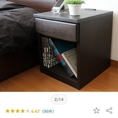 本棚兼寝室サイドテーブルの画像