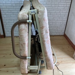 電動折りたたみベッドの画像