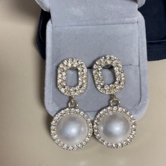 高級イヤリングですの画像