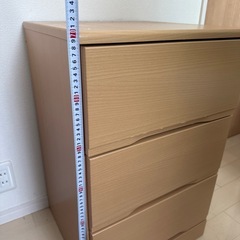 美品！木製3段タンスの画像