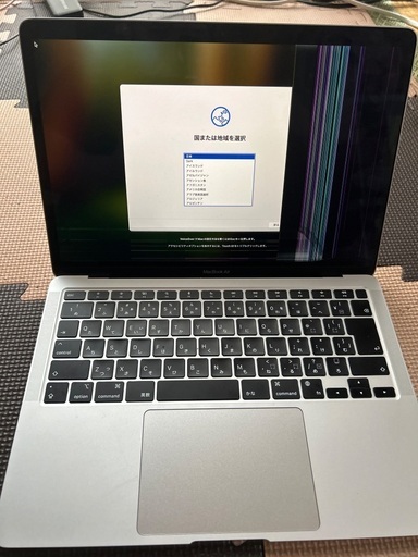 [画面割れ]Apple MacBook Air M1 2020(13インチAir,8GB RAM,256GB SSD,8コアCPU/7コアGPU) シルバー