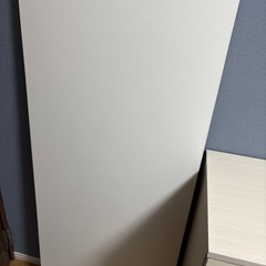 ニトリ　デスク(天板140cm＋脚)
の画像