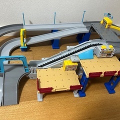 トミカ　アクション高速どうろ やまのぼりドライブの画像