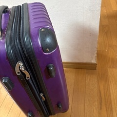 キャリーケースの画像