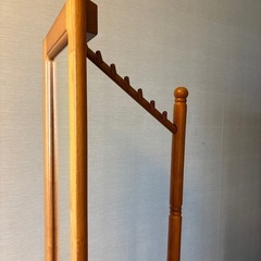 ハンガーポール付き姿見の画像