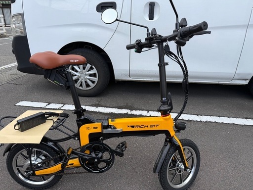 9/28までに受取出来る方！走行13キロ 原付免許要 必要書類付　希少なイエロー  ほぼ新品 スマートバイク RICHBIT TOP-619