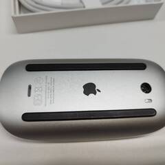 Apple Magic Mouse/マジックマウス/A1657〈MK2E3J/A〉の画像