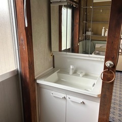 TOTO　洗面化粧台キャビネットの画像