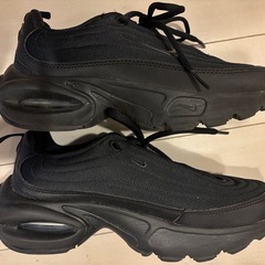 23.5 　NIKE すにースニーカー の画像