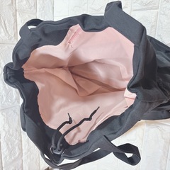 人気　フリル　トート　バッグ　ブラック　オールシーズン　韓国　黒　15の画像