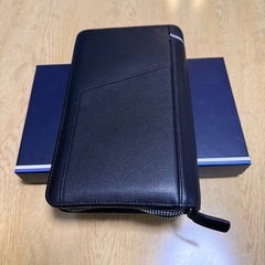 トミーヒルフィガー財布の画像