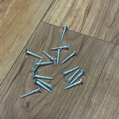 ディアウォールと2x4木材を使った自作棚の部材セットの画像