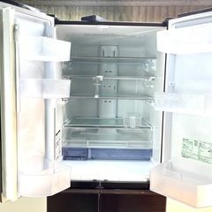 【鏡面加工】三菱６ドア冷蔵庫 525L 2016年製の画像