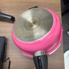 家庭用圧力鍋3.0Lの画像