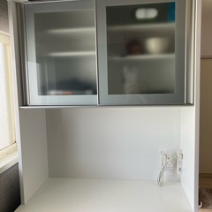 食器棚の画像
