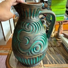 アンティーク花瓶の画像
