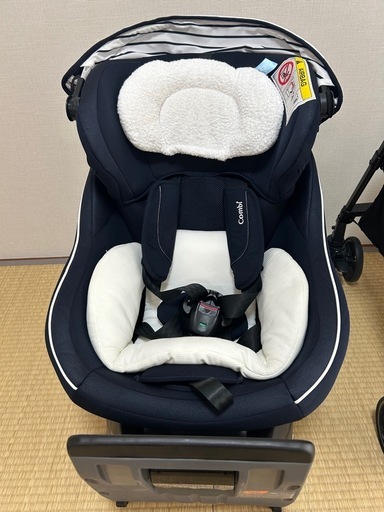 【値下げしました】3点セットおまけ付き【コンビ】ベビーカー、チャイルドシート、【エルゴ】抱っこ紐 