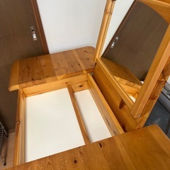 無垢材　木製ドレッサー　デスク　パイン材の画像