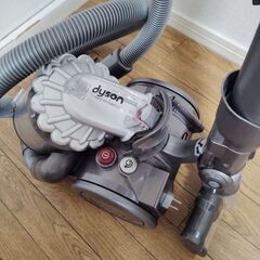 Dyson DC22 サイクロン式掃除機の画像