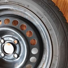 ホンダFITで使用　 鉄ホイール＆スタッドレスタイヤ　175/65R15    バリ山4本セットの画像