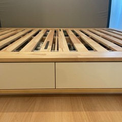IKEA ベッドフレーム　マンダール　クイーンの画像