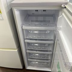 【リユ-スのサカイ広島石内店】ジモティ割！/1ドア冷凍庫/三菱/2020年製/クリ-ニング済み/HG-7278/広島市 冷蔵庫　佐伯区 冷蔵庫　南区 冷蔵庫　西区 冷蔵庫　東区 冷蔵庫　中区 冷蔵庫　安佐南区 冷蔵庫　安佐北区 冷蔵庫　安芸区 冷蔵庫　府中町 冷蔵庫　海田町 冷蔵庫　熊野町 冷蔵庫　坂町 冷蔵庫　廿日市市 冷蔵庫の画像