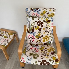 IKEAチェアーオットマンセット値下げの画像