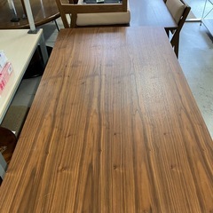 ロ 2509-403CHERRY ダイニングテーブル  キズ 汚れあり ※中央色が変わってます　の画像